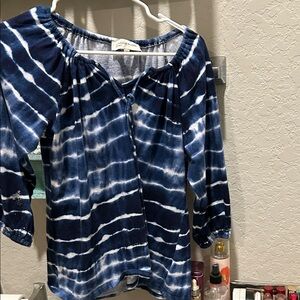 Jones New York Navy and White Tie-Dye Peasant Blouse